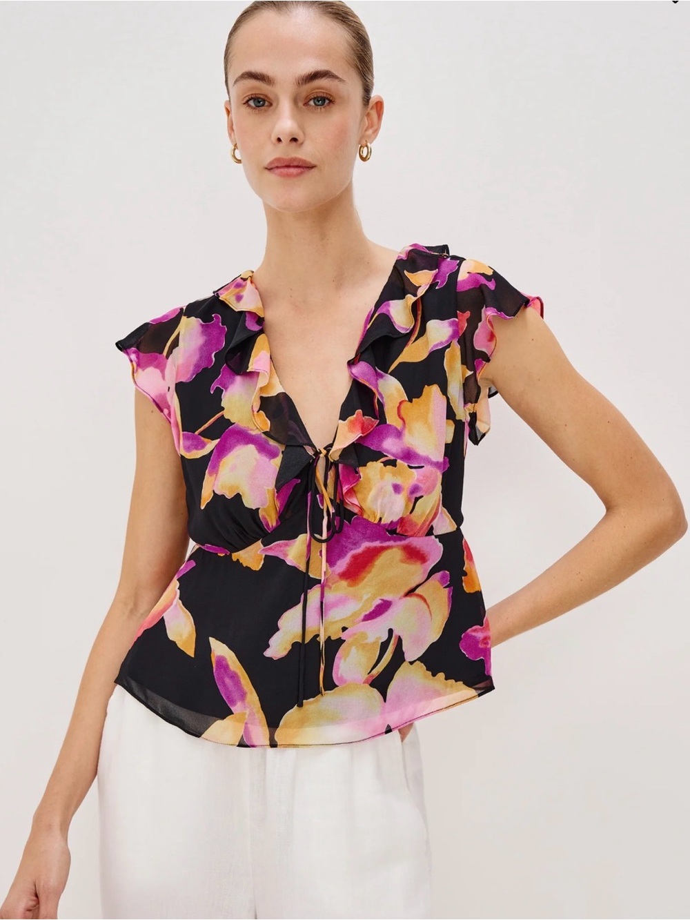 Rails Carmine Top Black Floral Ruffle V-Neck in Dusk Orchid